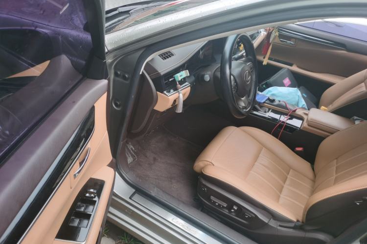 Used Lexus ES 2015 200 Elite Edition Driver Seat
