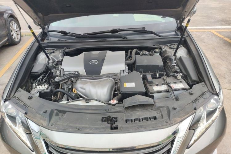 Used Lexus ES 2015 200 Elite Edition Engine Bay