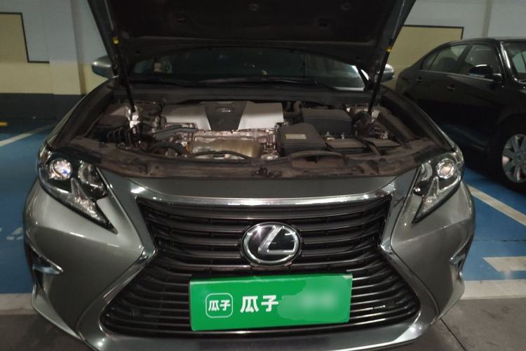 Used Lexus ES 2015 200 Elite Edition Engine Bay