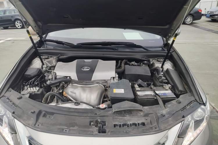 Used Lexus ES 2015 200 Elite Edition Engine Bay