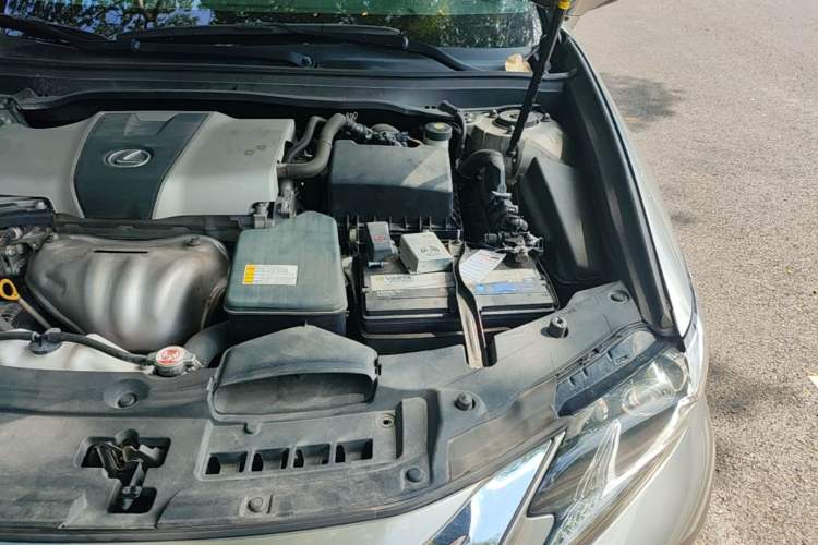 Used Lexus ES 2015 200 Elite Edition Engine Bay Left