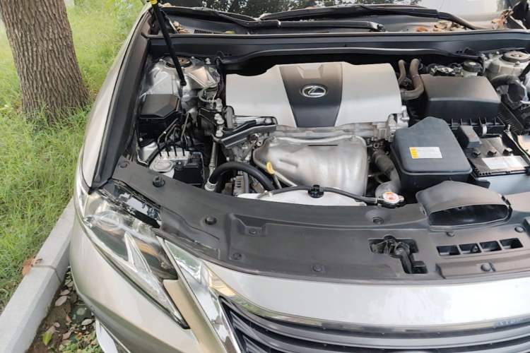 Used Lexus ES 2015 200 Elite Edition Engine Bay Right