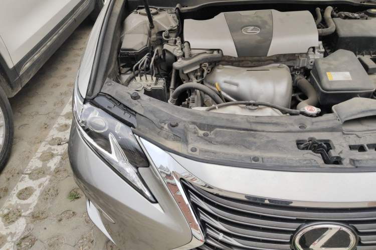 Used Lexus ES 2015 200 Elite Edition Engine Bay Right