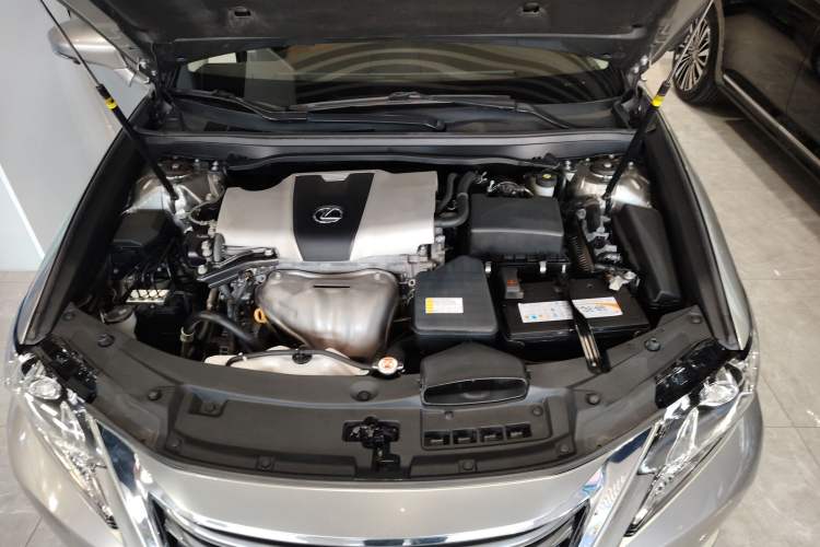 Used Lexus ES 2015 200 Elite Edition Engine Bay