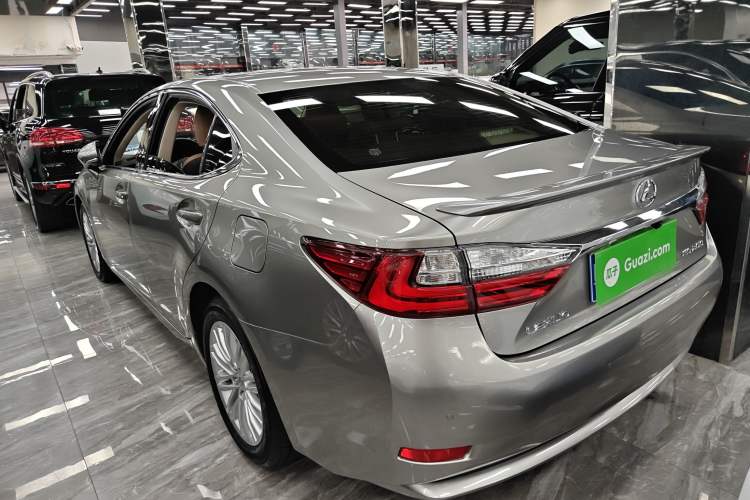 Used Lexus ES 2015 200 Elite Edition Exterior 2