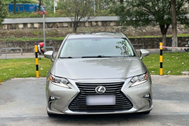 Used Lexus ES 2015 200 Elite Edition Exterior 4