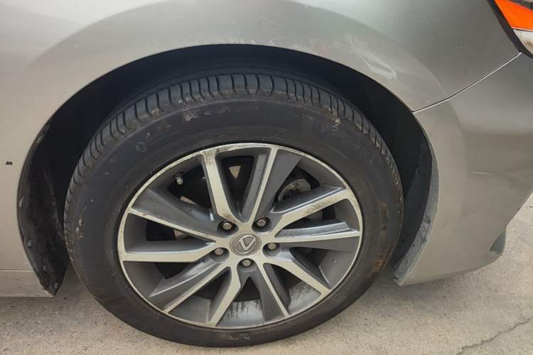 Used Lexus ES 2015 300h Luxury Edition Exterior 7