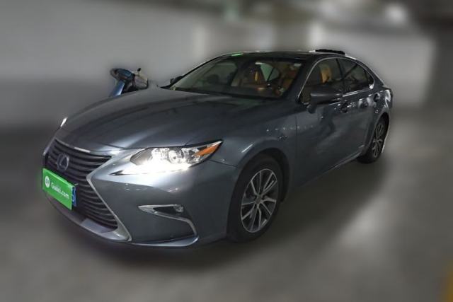 Used Lexus ES 2015 300h Comfort Edition