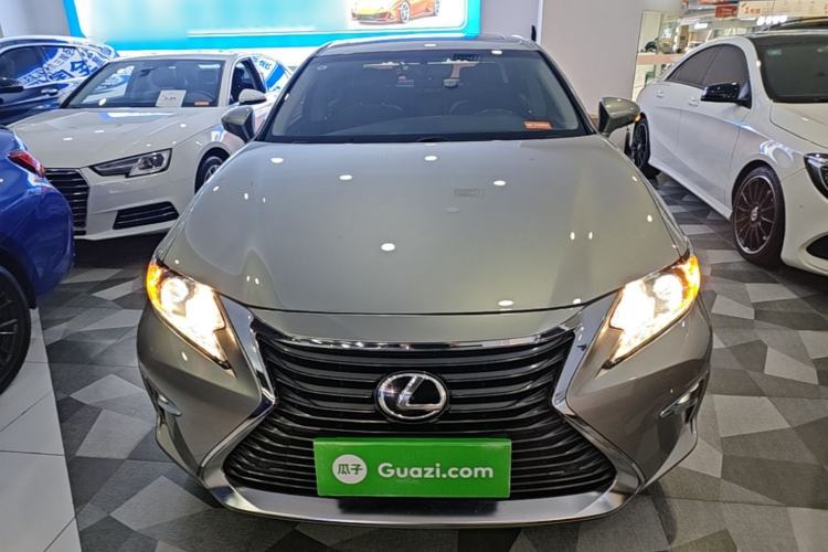 Used Lexus ES 2015 250 Elegant Edition Front