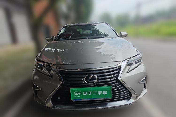 Used Lexus ES 2015 200 Comfort Edition Front