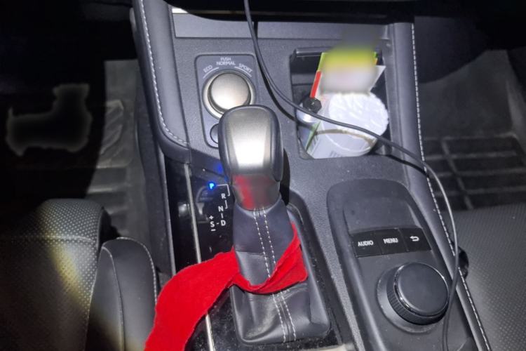 Used Lexus ES 2015 200 Elite Edition Gear Lever