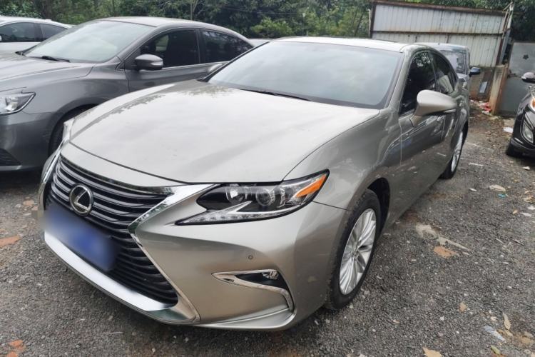 Used Lexus ES 2015 250 Elegant Edition Guazi used car, China used car export, Used car for sale, Used cars, Cheapest cars for sale