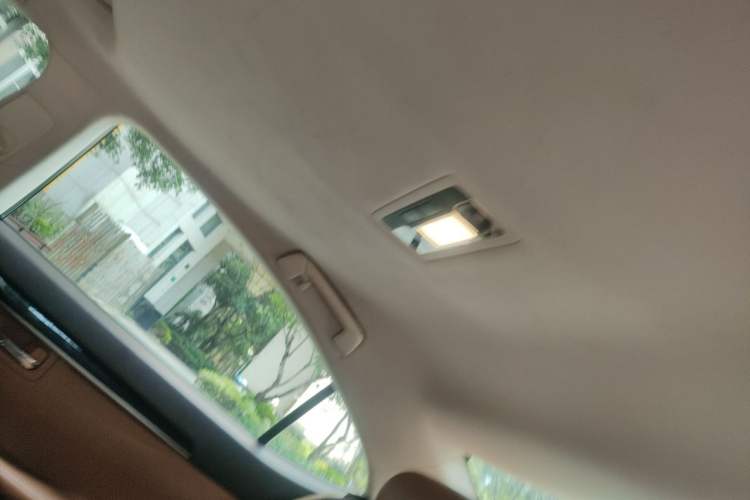 Used Lexus ES 2015 300h Comfort Edition Headliner