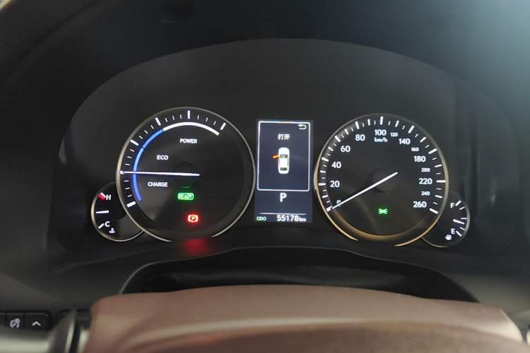 Used Lexus ES 2015 300h Comfort Edition Instrument Cluster