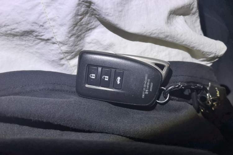 Used Lexus ES 2015 200 Elite Edition Interior 1