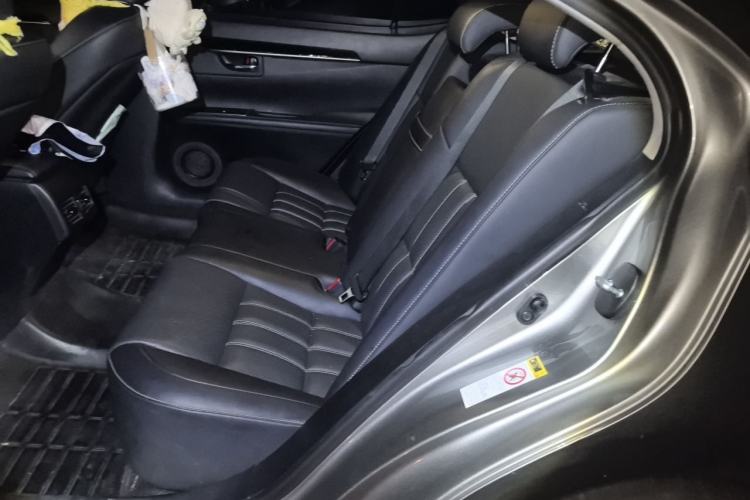Used Lexus ES 2015 200 Elite Edition Interior 4
