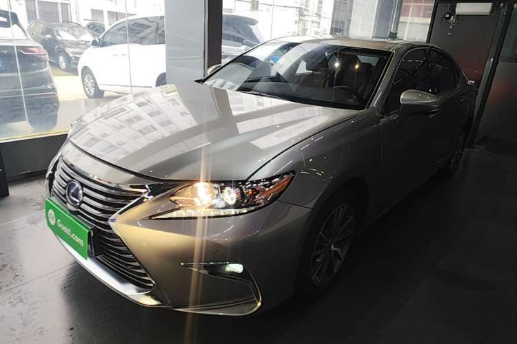 Used Lexus ES 2015 300h Comfort Edition Guazi used car, China used car export, Used car for sale, Used  cars, Cheapest cars for sale