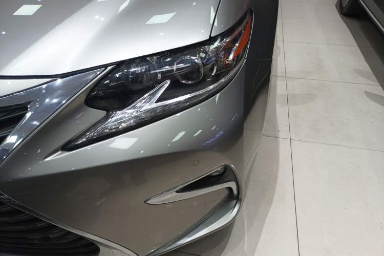 Used Lexus ES 2015 200 Elite Edition Left Front Headlight