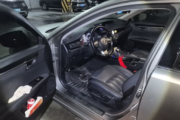 Used Lexus ES 2015 200 Elite Edition Left Front Seat
