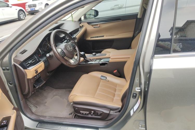 Used Lexus ES 2015 200 Elite Edition Left Front Seat