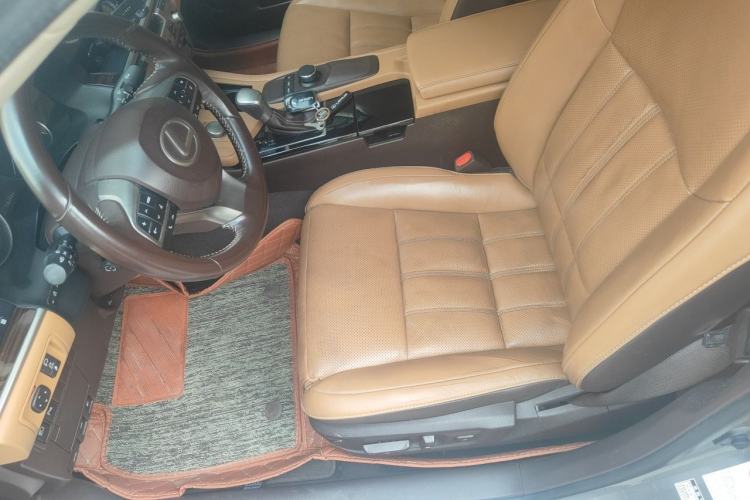 Used Lexus ES 2015 300h Luxury Edition Left Front Seat