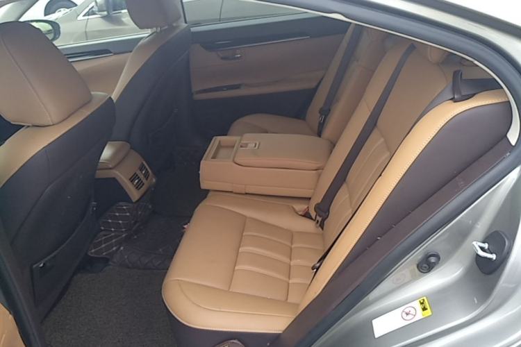 Used Lexus ES 2015 200 Elite Edition Left Rear Seat