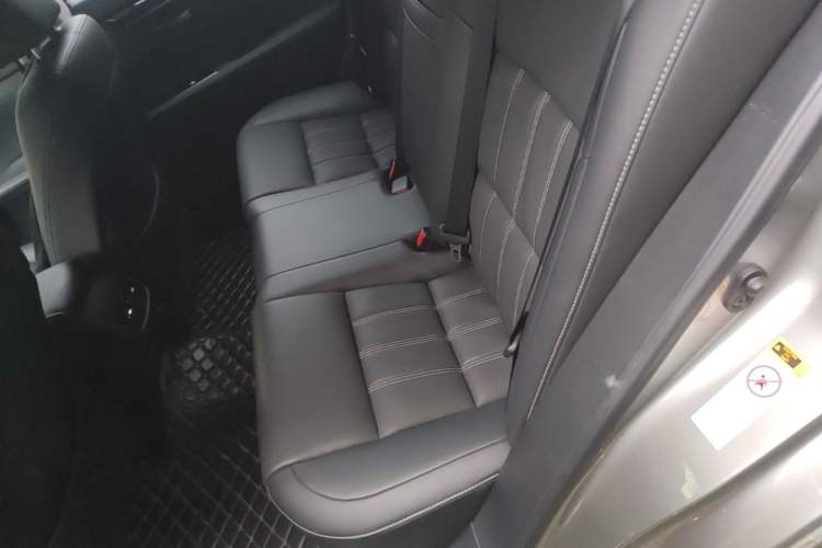 Used Lexus ES 2015 200 Elite Edition Left Rear Seat