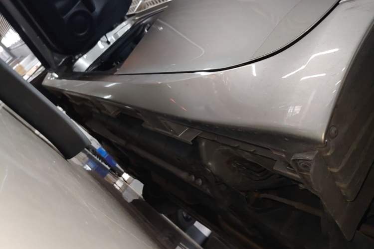 Used Lexus ES 2015 200 Elite Edition Left Side Sill