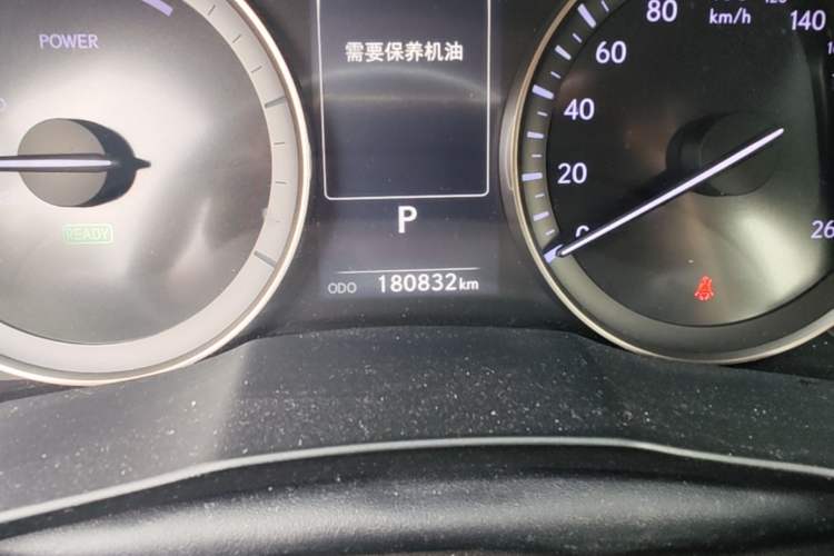 Used Lexus ES 2015 300h Luxury Edition Odometer Close Up