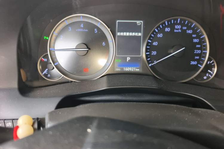 Used Lexus ES 2015 200 Elite Edition Odometer Close Up