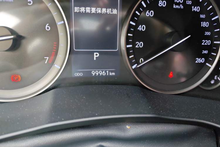 Used Lexus ES 2015 200 Elite Edition Odometer Close Up