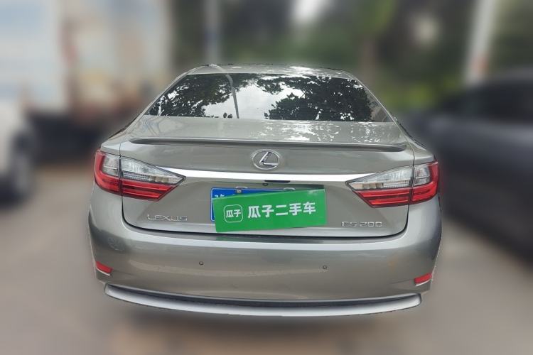 Used Lexus ES 2015 200 Comfort Edition Rear