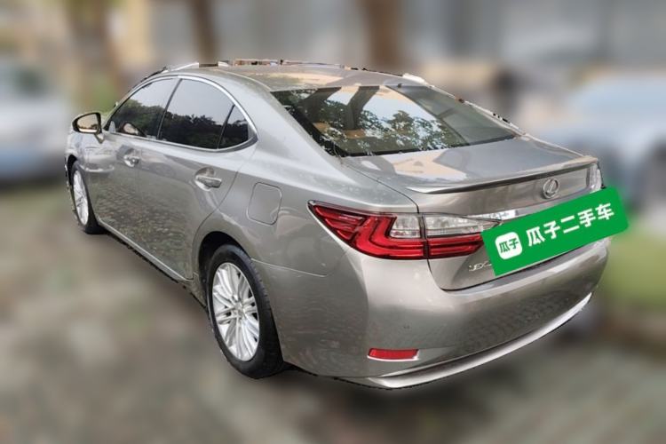Used Lexus ES 2015 200 Elite Edition Rear Left 45 Deg