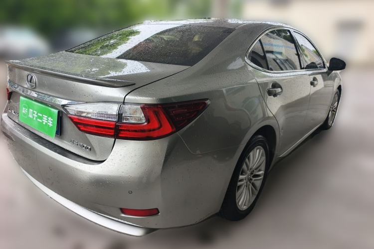 Used Lexus ES 2015 200 Elite Edition Rear Right 45 Deg