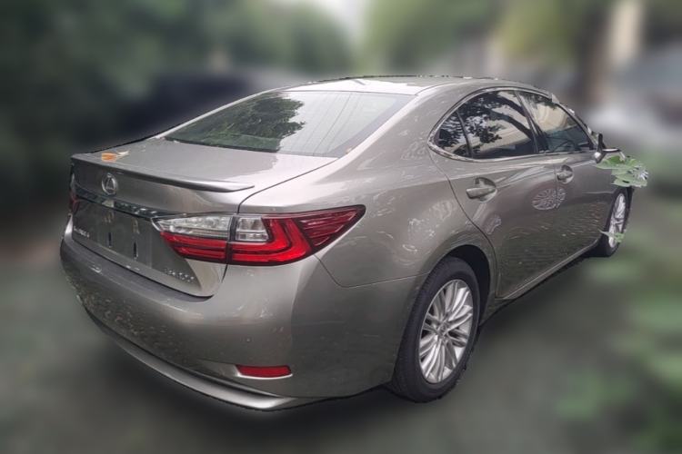 Used Lexus ES 2015 200 Elite Edition Rear Right 45 Deg