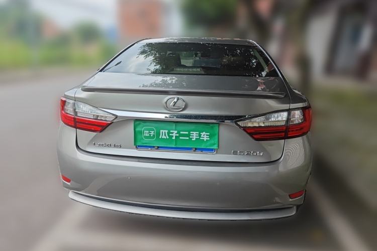 Used Lexus ES 2015 200 Comfort Edition Rear