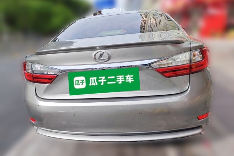 Used Lexus ES 2015 200 Elite Edition Rear