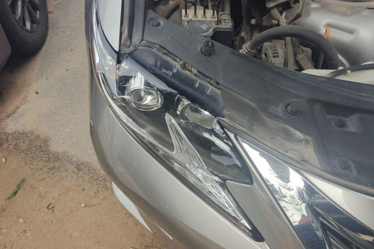 Used Lexus ES 2015 200 Comfort Edition Right Front Headlight