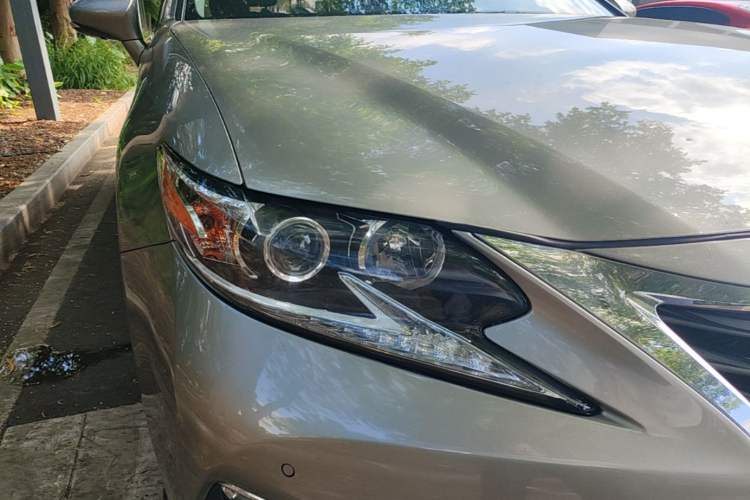 Used Lexus ES 2015 200 Elite Edition Right Front Headlight