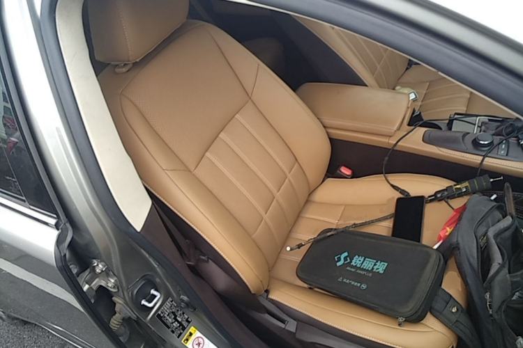 Used Lexus ES 2015 200 Elite Edition Right Front Seat