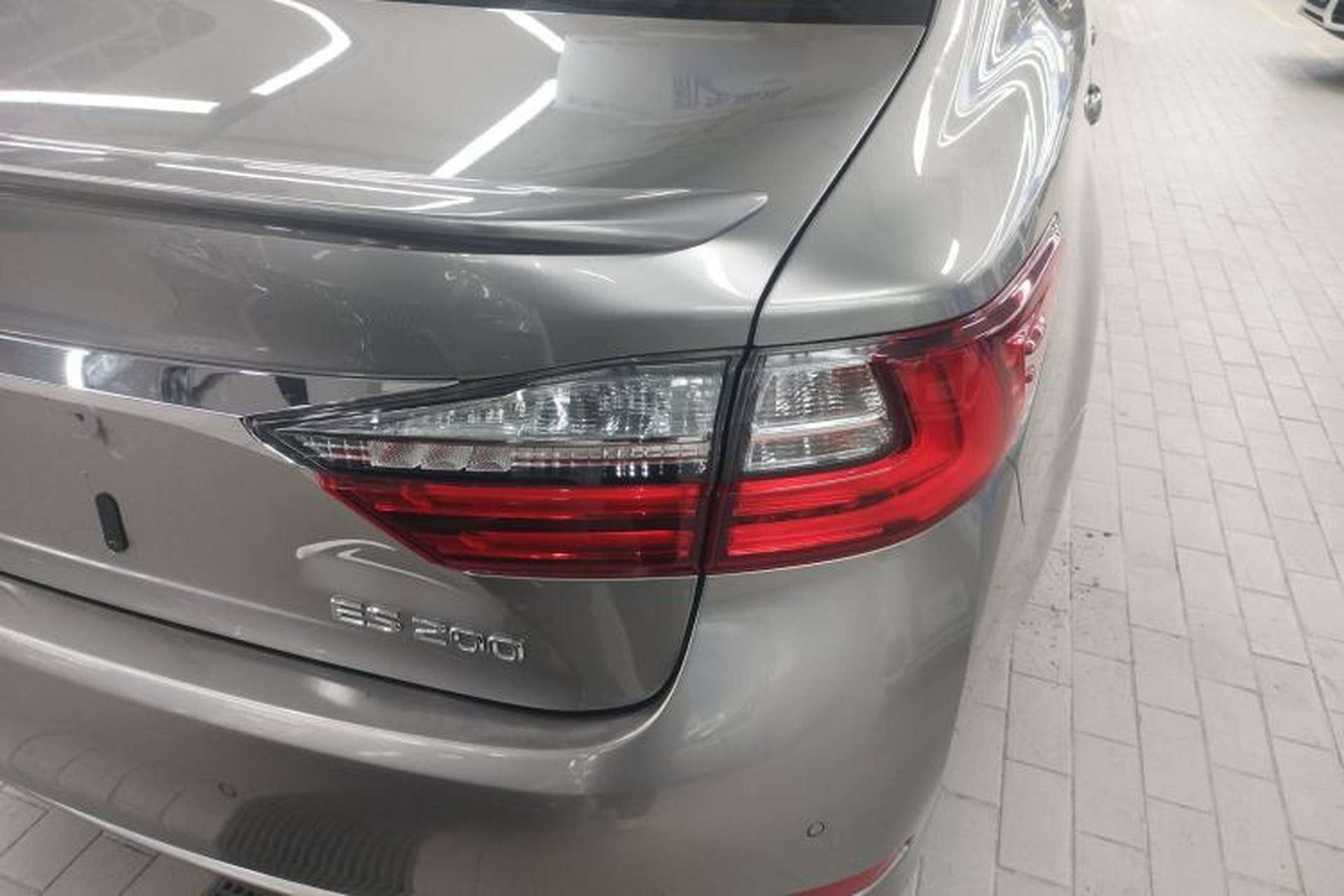Used Lexus ES 2015 200 Elite Edition Right Rear Taillight