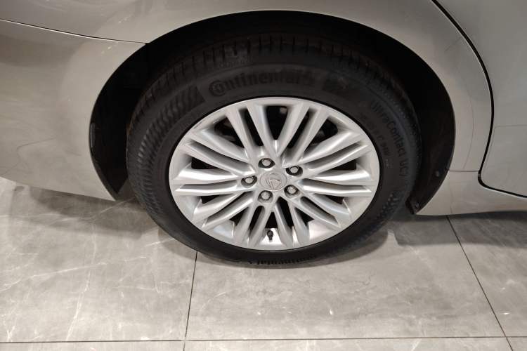 Used Lexus ES 2015 200 Elite Edition Right Rear Wheel Hub