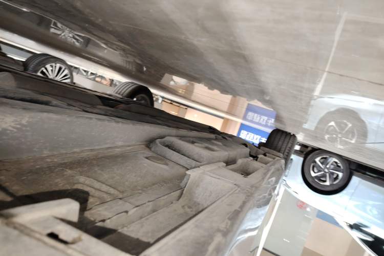 Used Lexus ES 2015 200 Elite Edition Right Side Sill