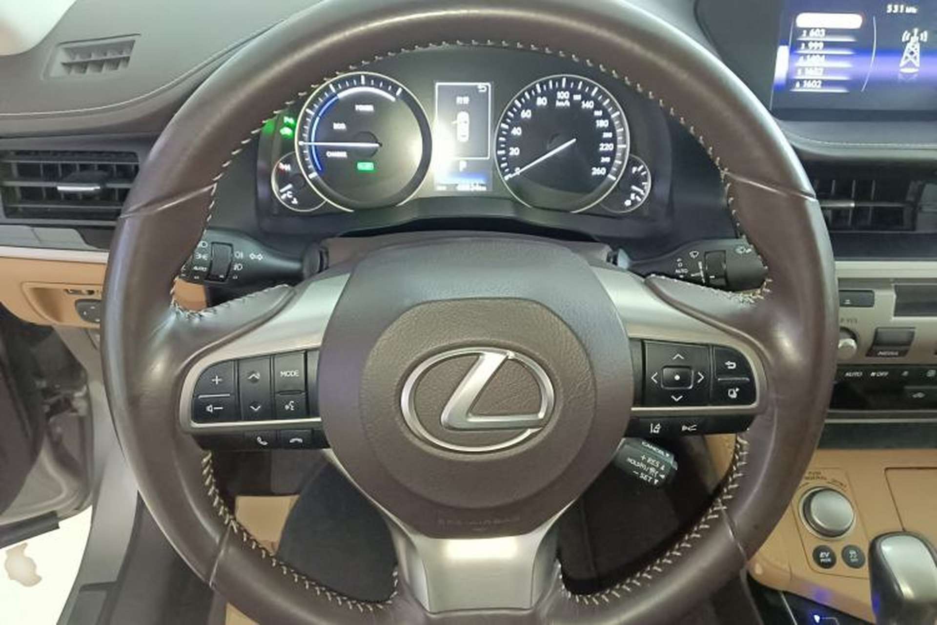 Used Lexus ES 2015 300h Comfort Edition Steering Wheel