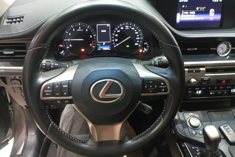 Used Lexus ES 2015 200 Elite Edition Steering Wheel
