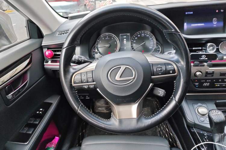 Used Lexus ES 2015 200 Elite Edition Steering Wheel
