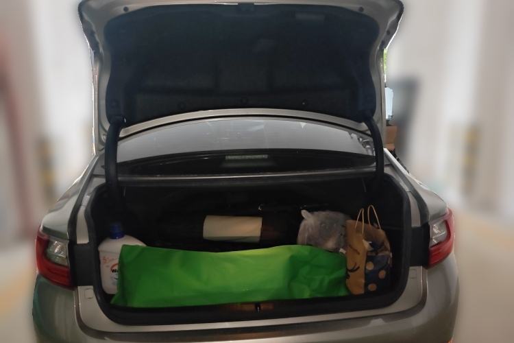Used Lexus ES 2015 300h Comfort Edition Trunk