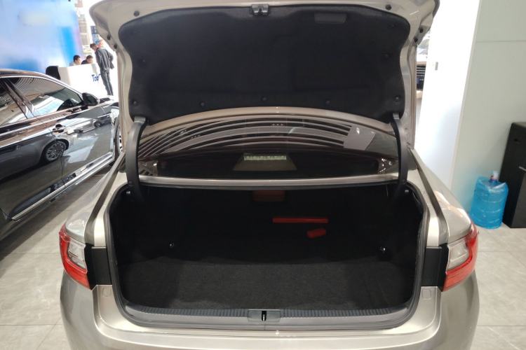 Used Lexus ES 2015 200 Elite Edition Trunk