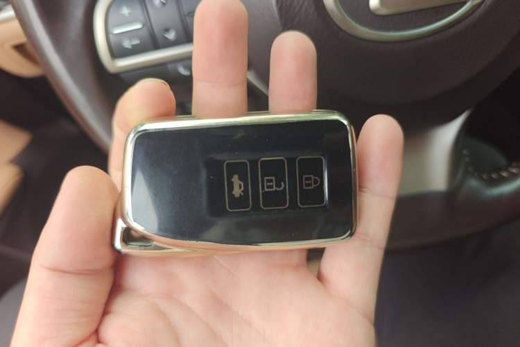 Used Lexus ES 2015 200 Comfort Edition Vehicle Key