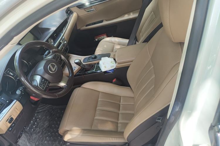 Used Lexus ES 2015 300h Comfort Edition Left Front Seat